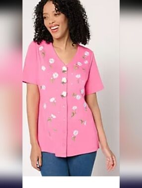 Quacker Factory Field Of Daisies. Pink Top . NWT. Size L